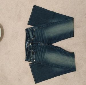 NWOT 8 Long American Eagle Kick Boot Jeans